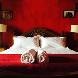 Bed & Breakfast Majo House, Cherai Beach